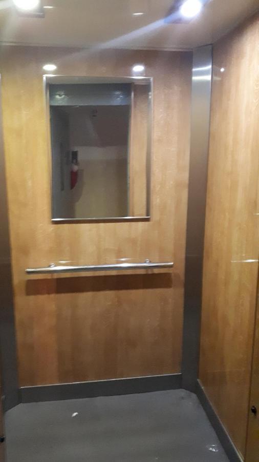 Apartamenty Centrum Panoramiczna Mala Dwojka Swan Labedz Promenada Klimatyzacja Lodowa 키엘체 외부 사진