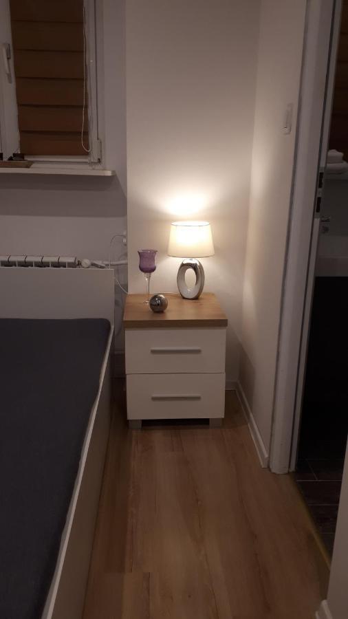 Apartamenty Centrum Panoramiczna Mala Dwojka Swan Labedz Promenada Klimatyzacja Lodowa 키엘체 외부 사진