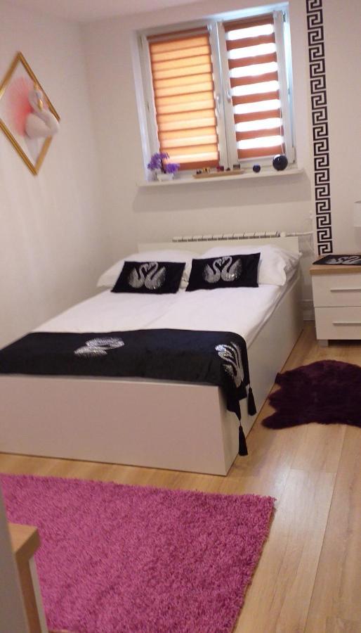 Apartamenty Centrum Panoramiczna Mala Dwojka Swan Labedz Promenada Klimatyzacja Lodowa 키엘체 외부 사진